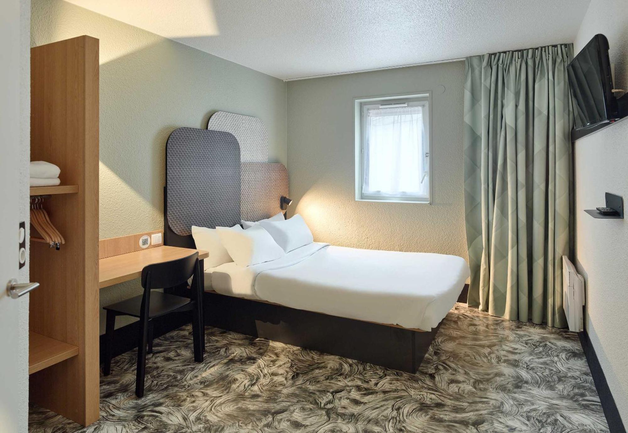 B&B Hotel ノワジー＝ル＝グラン エクステリア 写真