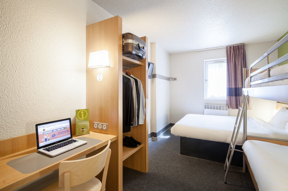 B&B Hotel ノワジー＝ル＝グラン エクステリア 写真