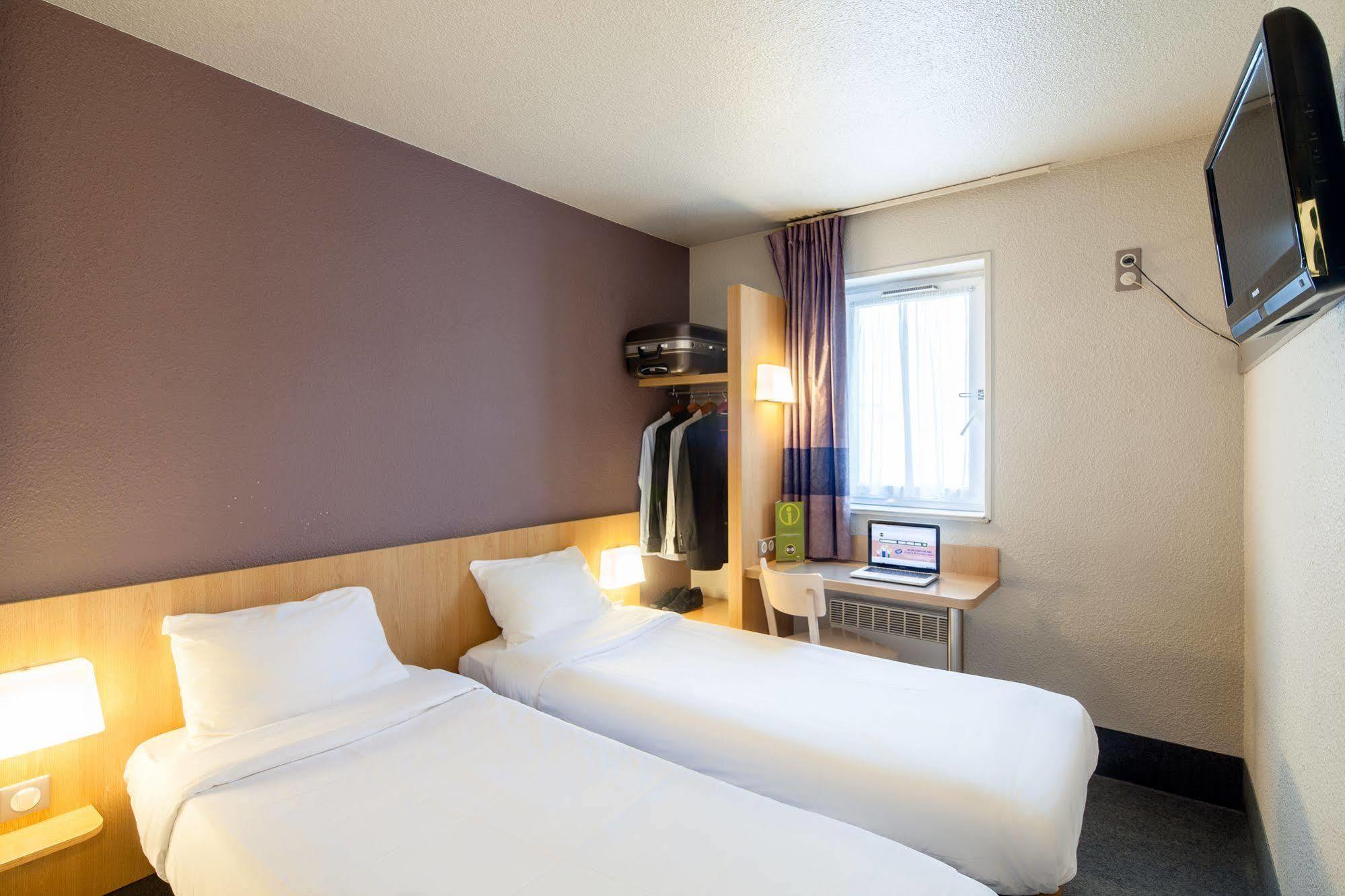 B&B Hotel ノワジー＝ル＝グラン エクステリア 写真